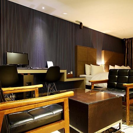 Uijeongbu Latree Hotel מראה חיצוני תמונה