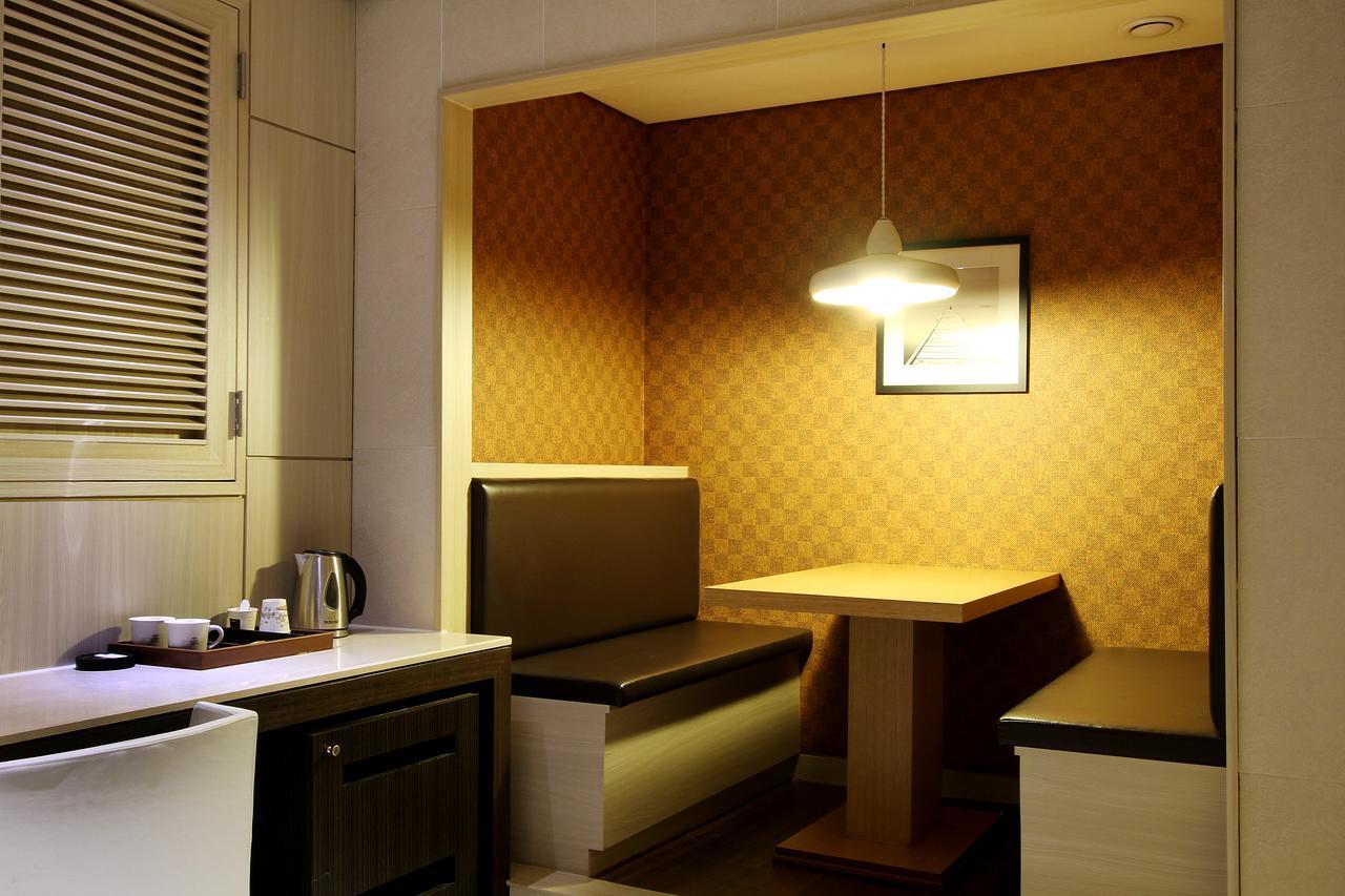 Uijeongbu Latree Hotel מראה חיצוני תמונה