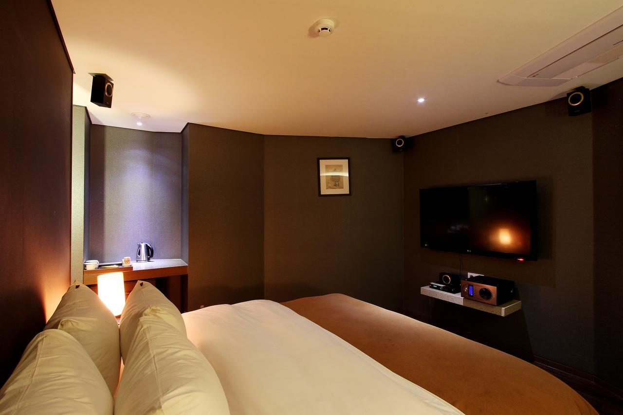 Uijeongbu Latree Hotel מראה חיצוני תמונה