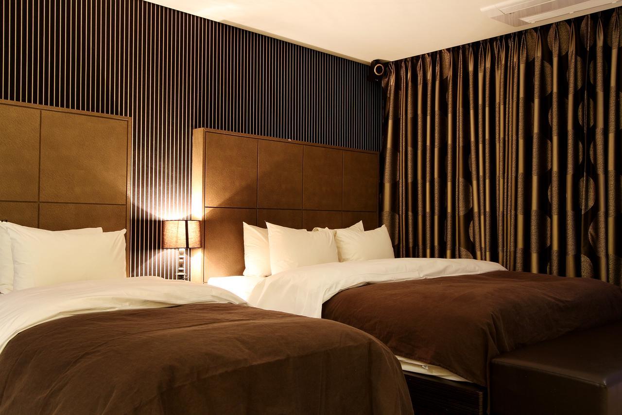 Uijeongbu Latree Hotel מראה חיצוני תמונה