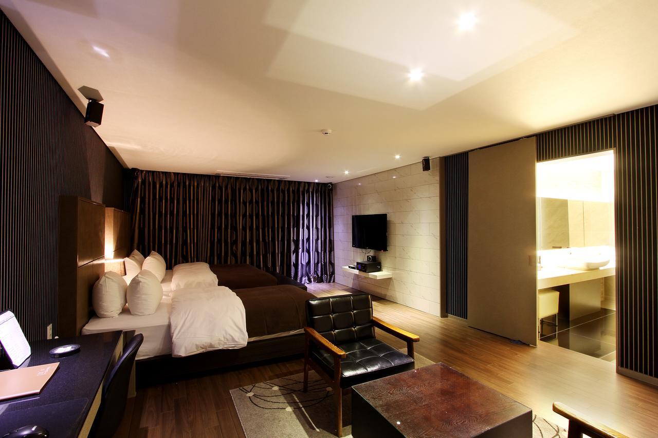 Uijeongbu Latree Hotel מראה חיצוני תמונה