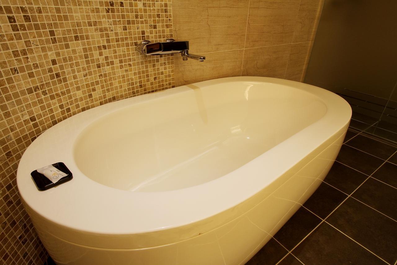 Uijeongbu Latree Hotel מראה חיצוני תמונה