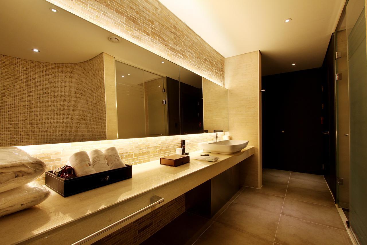 Uijeongbu Latree Hotel מראה חיצוני תמונה
