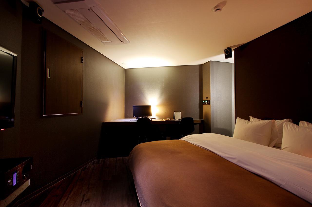 Uijeongbu Latree Hotel מראה חיצוני תמונה