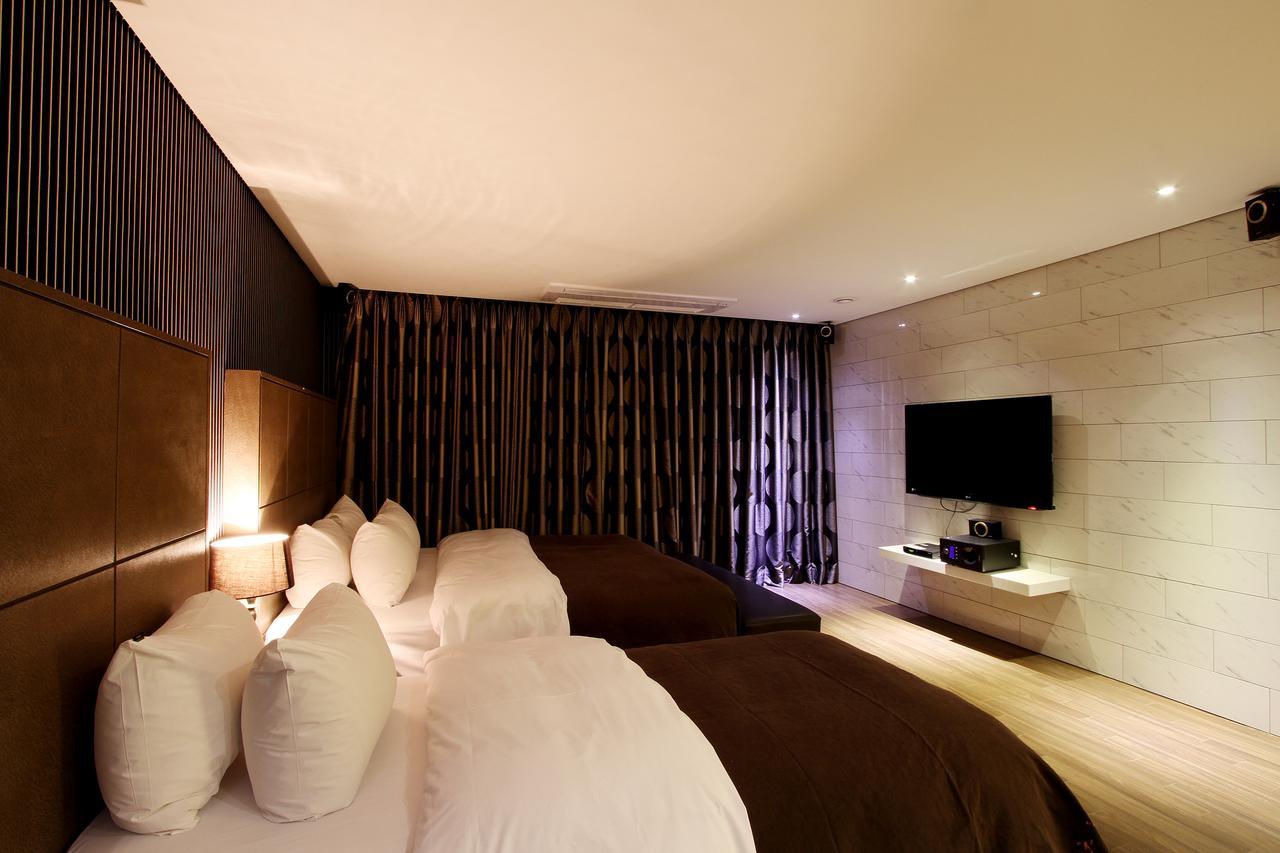 Uijeongbu Latree Hotel מראה חיצוני תמונה
