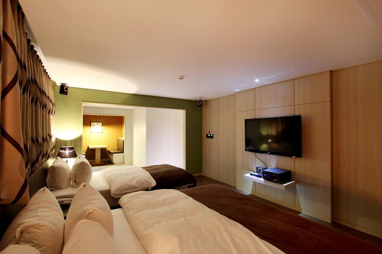 Uijeongbu Latree Hotel מראה חיצוני תמונה