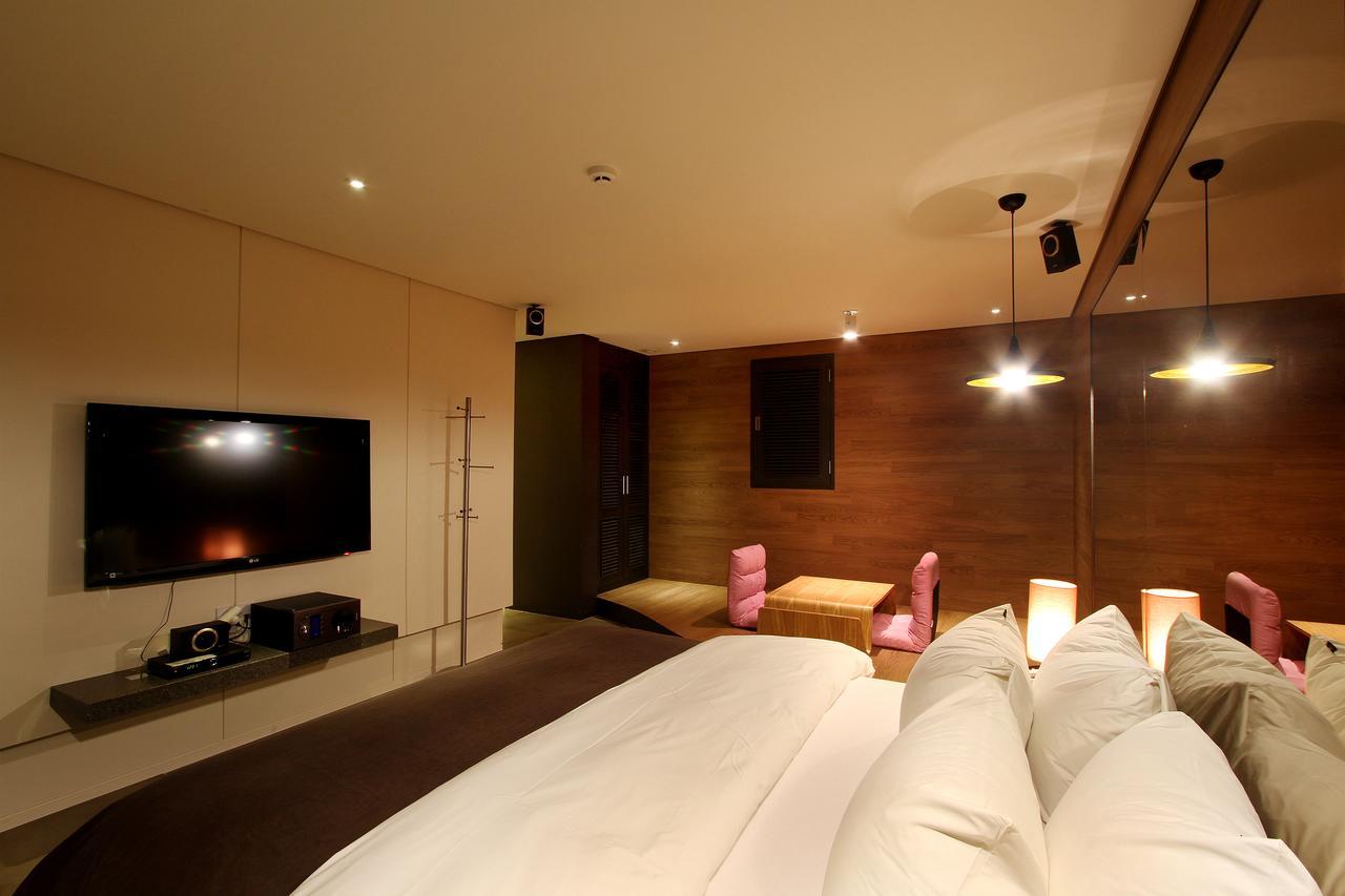 Uijeongbu Latree Hotel מראה חיצוני תמונה
